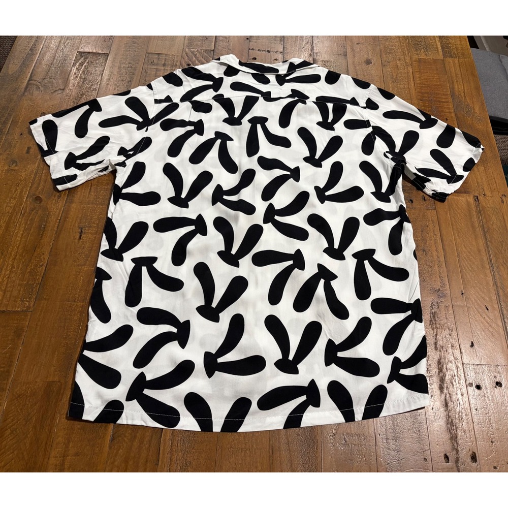 Disney Oswald The Lucky Rabbit Shirt Mens Large Black White 100th Anniversary L - Picture 3 of 9